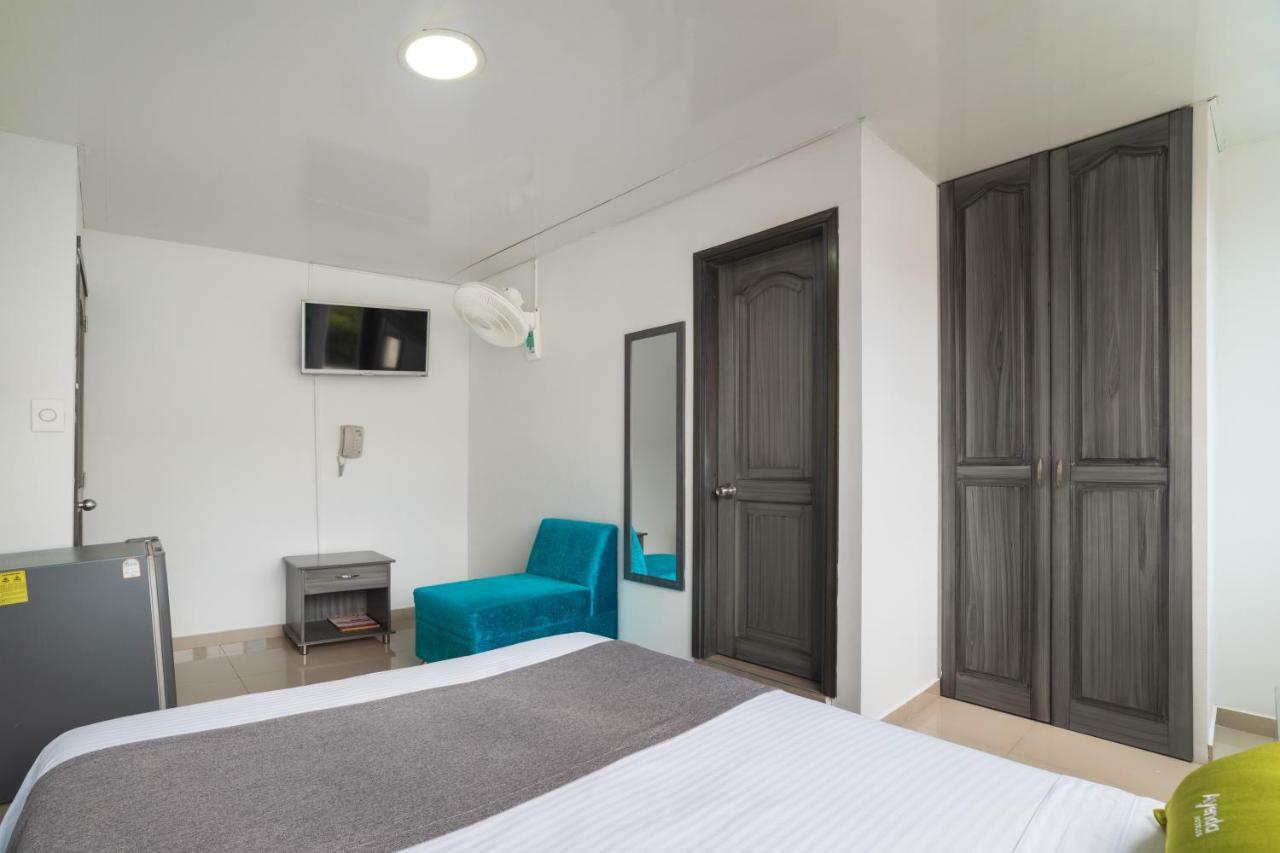 Ayenda 1121 Exito Hotell Pereira Eksteriør bilde